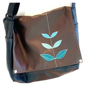 Messenger bag